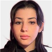 Studentessa Bocconi capace in matematica, fisica e inglese (esperienze all’estero)