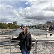 Diplomata al liceo scientifico e ad oggi studentessa universitaria. Offro particolare supporto in materie come Italiano e Latino.