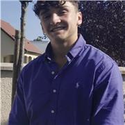 Bonjour, je suis un jeune étudiant, sportif de haut niveau cherchant à enseigner aux plus jeunes, car cela m’intéresse.