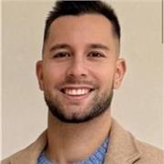 Maestro de Audición y Lenguaje, Infantil, Primaria, con una experiencia de 2 años. Además tengo un máster en NEE