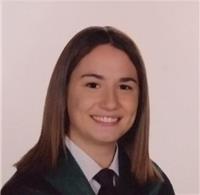 Maestra imparte clases para alumnado de primaria y eso en todas las materias