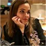 Profesora de inglés con preferencia por educación infantil de 0-10 años.