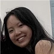 Hallo :) Ich bin Helena, eine 19 jährige Studentin, und kann fließend Englisch, Chinesisch und Deutsch.