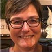 I am an experienced personal tutor with 16 years experience of supporting 16-18 year old students 