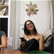 Profesora de apoyo para estudiar y hacer deberes