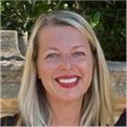 Trained EFL teacher looking to help adults sharpen their Business English skills online and remotely or in Brighton/London area