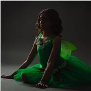 Holaa , soy Eva y desde los 3 años me apasiona la danza.