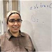 Profesora graduada en matemáticas se ofrece para dar clases particulares a niños de ESO, árabe nativo y en castellano. 