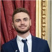 Ciao sono uno studente di Ingegneria Magistrale e sono a tua disposizione!