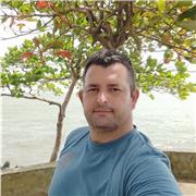 Profesor y entrenador de baloncesto