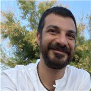 Dottore in Scienze Biologiche impartisce lezioni a studenti di scuole primarie e secondarie