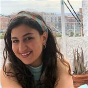 studentessa magistrale in filosofia, con particolare attenzione verso le singolari esigenze di studio.