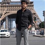 Bilingual teacher with experience gives English lessons at all levels in Paris