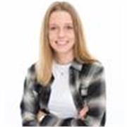 I’m a native French speaker and I love teaching my language, whether it’s for a beginner or an advanced level. 