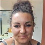 Lavoratrice come oss, con diploma di traduttore inglese verso ita consguito alla scuola SSIT di Pescara offre lezioni di inglese