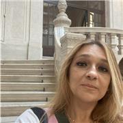 Docente in lingua straniera offre ripetizioni