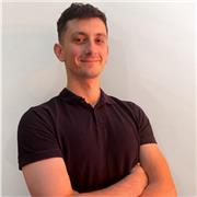 Offro servizio di personal training per ogni obbiettivo. Sono laureato in scienze motorie e sportive e specializzato in nutrizione