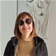 diplomata in lingue disponibile a insegnare italiano on line a tutti i livelli per stranieri. vi aspetto!!