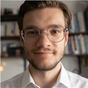 Spanisch-Tutor mit Erfahrung für Lernende jeden Alters im Online-Unterricht.