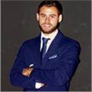 Si quieres mejorar tu castellano cuenta conmigo y mi experiencia . Cursando un Grado y Doble Master en áreas económicas