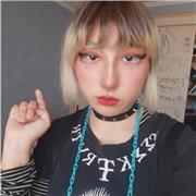 Profesora de dibujo para adolescentes y adultos