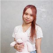 I am a creative and easygoing person. I aim to teach students who are curious about Mandarin or Cantonese.