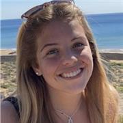 Tengo el título de bachiller de ciencias de la salud y me ofrezco a dar clases de matemáticas a niños de primaria y la ESO. Además también se me dan muy bien asignaturas como lengua o química
