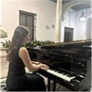 Estudiante del superior de piano imparte clases particulares de lenguaje musical y piano