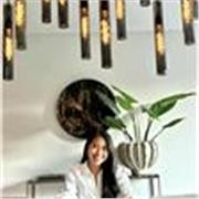 Home teacher tutoring English language for  primary school 