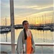 Profesora apta para inglés y cualquier materia de primaria/ESO letras.