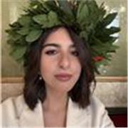 Studentessa magistrale di Diritto peo offre lezioni di lingua (inglese,italiano,spagnolo) e diritto