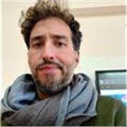 Insegnate di scuola primaria specializzato in sostegno. Laurea in scienze politiche. Onsegno storia, filosofia e diritto