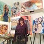 Pittrice impartisce lezioni di pittura e disegno