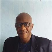 Professor de inglês para todas as idades e de nível universitário também