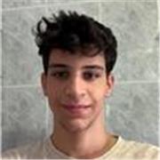 Estudiante de geología en la U.G.R. Bueno en matemáticas, química, biología y geología