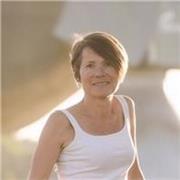 English coach and trainer for non-natives who experience anxiety speaking in high pressure situations 