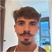 Offro lezioni private a bambini delle scuole elementari e medie, adattandole alle loro esigenze.