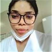 Salve mi chiamo Audrey sono Insegnante di inglese e Francese e sono disponibile per dare