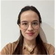 Profesora nativa y con 2 años de experiencia