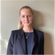English tutor, teaching students of all ages and levels