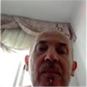 Profesor de informática y experto en business intelligence 