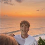 Universitario offre corso base di chitarra