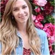 Englischlehrerin, für Englisch Klasse 1-13 leicht erklärt und unterstützt dich durch die Prüfungen