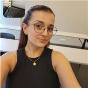 Etudiante en communication, élève studieuse, donne des cours tout niveaux (jusqu'à la terminale, je possède un bac mention très bien histoire / ses)
