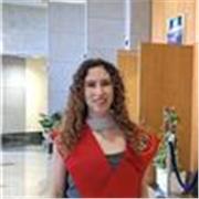 Soy una persona paciente y analítica, se me da bien adaptar la forma de explicar a como veo que la otra persona entiende las cosas