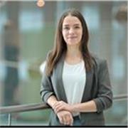 Online-Nachhilfelehrerin für die Grundschule