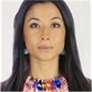 Profesora titulada en enfermería. Máster en enfermería perioperatoria y Máster en Gestión de Centros de Salud. 