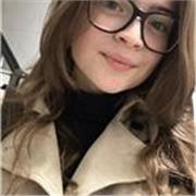 Studentessa di giurisprudenza in bocconi offre aiuto compiti