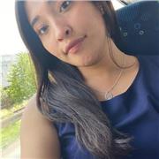 Lehrerin für Spanisch und Englisch bietet Online-Sprachunterricht mit Schwerpunkt auf Konversation und Alltagssprache an