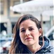 Soy Alexandra, actualmente trabajo en una escuela y podría dar clases de repaso a primaria.